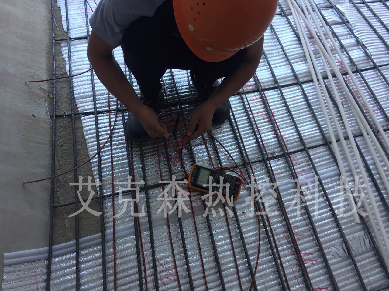 防爆電伴熱帶施工現(xiàn)場